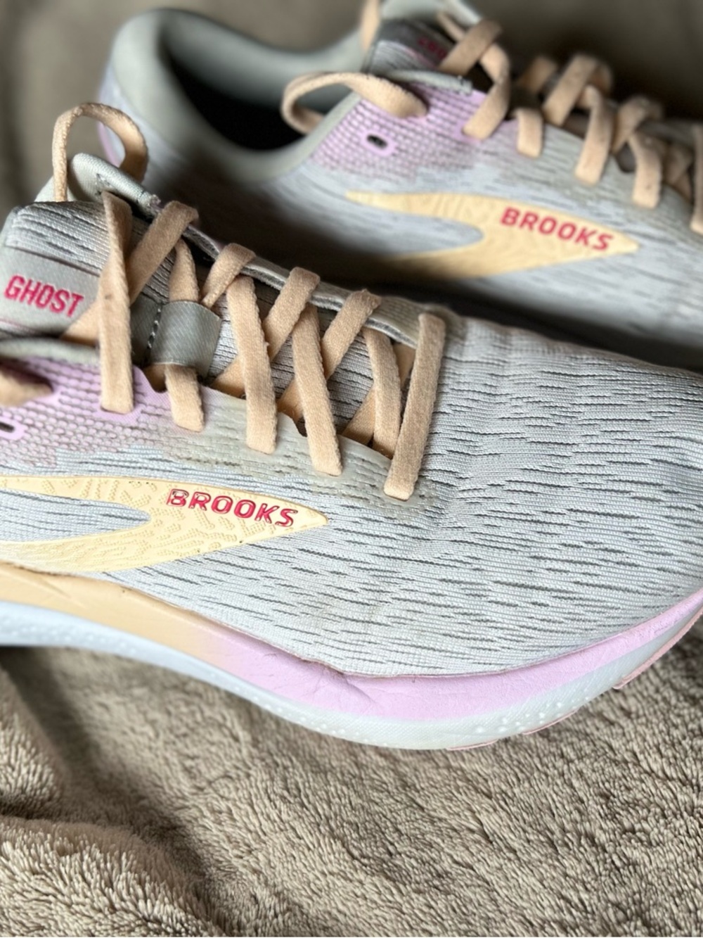 Brooks Women's Ghost Running Shoes - Light Gray with Pink and Cream Accents